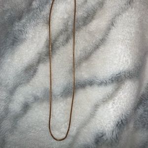 simple dainty gold chain necklace!